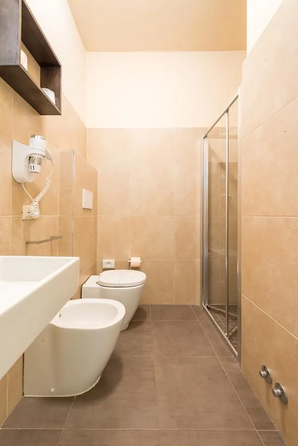 Hotel Helvetia ليدو دي يسولو