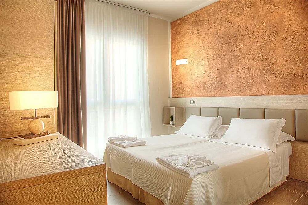 Hotel Helvetia ليدو دي يسولو إيطاليا